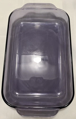 Vintage Pyrex Amethyst Purple 232-R 2 Qt Glass Baking Dish Casserole 11" x 7"