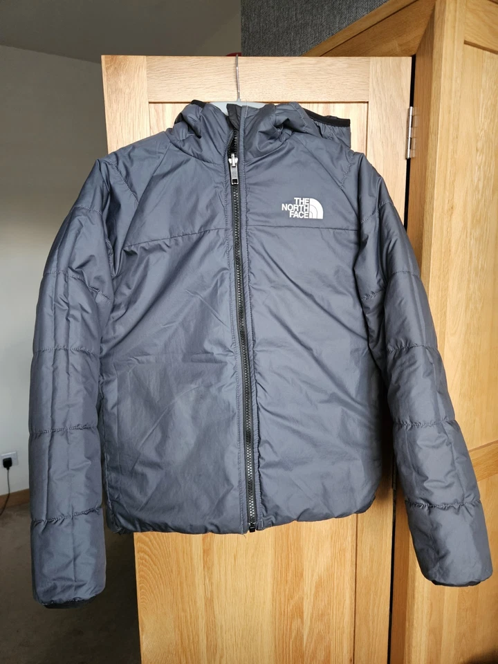 North Face Boys Quilted Reversible Jacket - BNWOT - Image 3 of 4