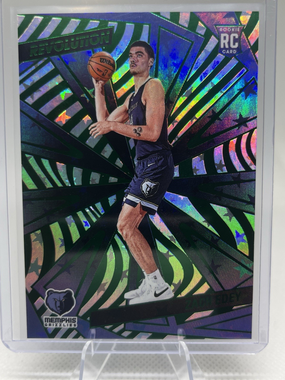 2024-25 Panini Revolution Green Astro /125 Zach Edey #134 Rookie RC