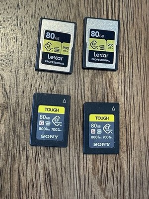 4 CFexpress Type A Memory Cards & Card reader