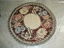 14" Round Gold Maroon Tan Dresser or Table Runner Rug (O16)