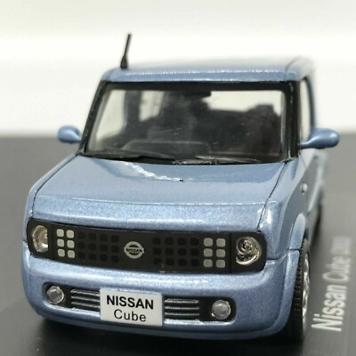 Mini Car Nissan Cube 2003 Blue 1/43 Scale Box Display Diecast Vol