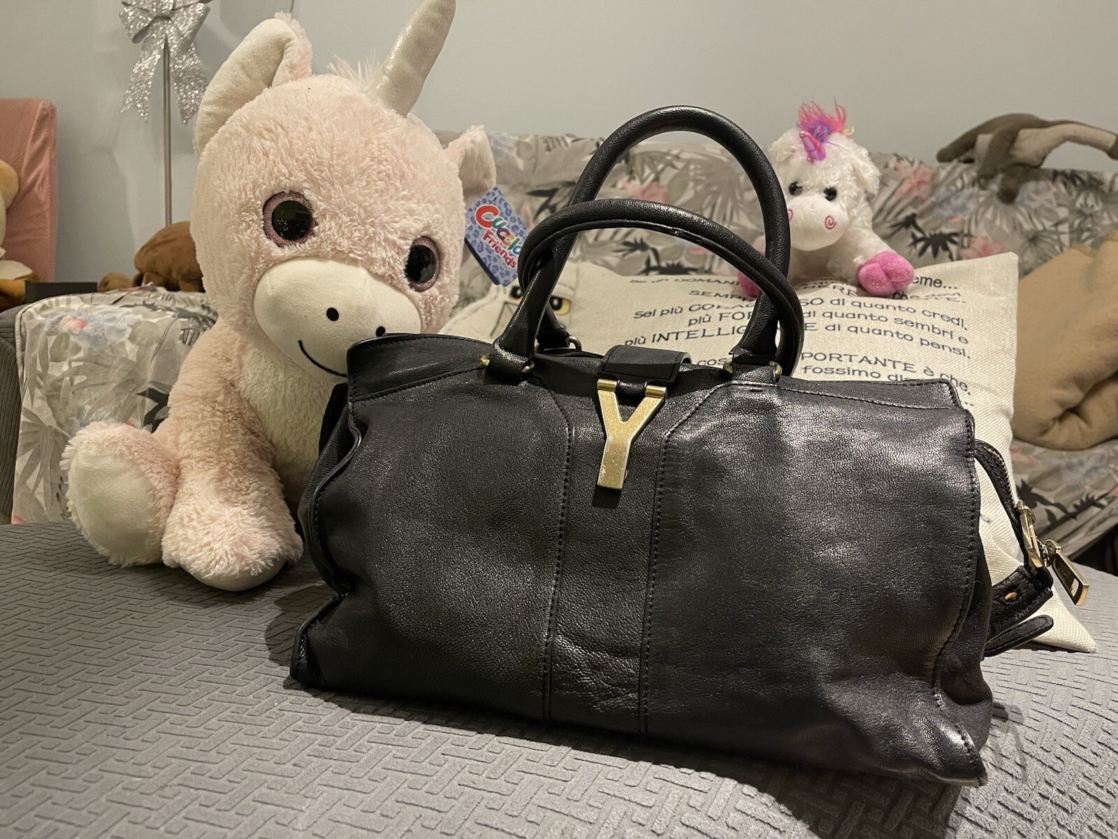 Yves Saint Laurent Cabas Chyc Media In Pelle