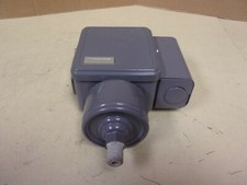 Honeywell L91-1035 Proportioning Pressuretrol Switch , Type L91