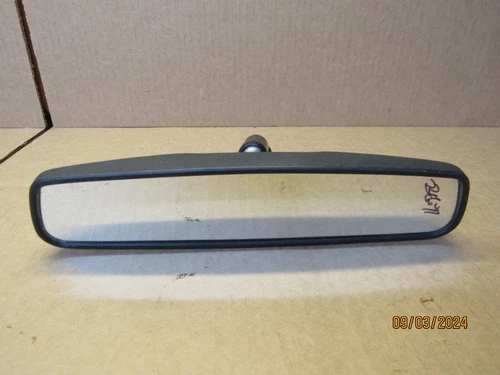 2001 2002 2003 2004 Chevy Trailblazer Interior Rear View Mirror OEM E8011083