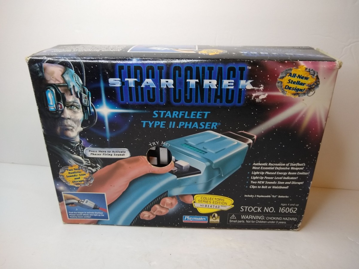 Tas039139 - 1996 Playmates Star Trek First Contact Starfleet Type