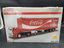 🚦😎🔥Lindberg Dodge L-700 Coca Cola Model Kit 73078 1:25  dented box 🔥😎🚦