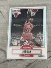 Fleer 1990-91 Michael Jordan Chicago Bulls NBA #26 Base  Basketball Card