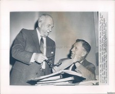 1957 Warren Giles Charley Grimm President Ny Chicago Cubs Wirephoto 8x10