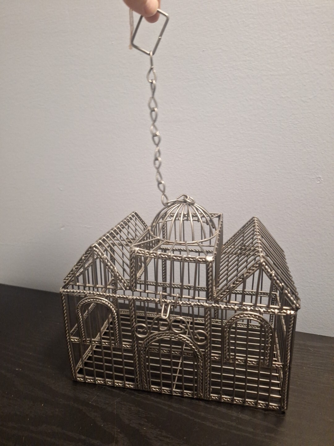 Picture 2 of 9