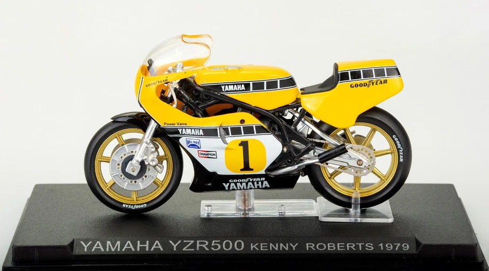 Yamaha YZR500 Kenny Roberts 1979 Scala 1:24 Modellino Storico Classe 500 Numero1 - Immagine 2 di 4