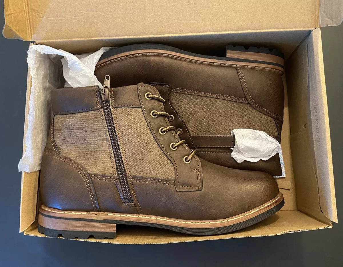 Kids store chukka boots