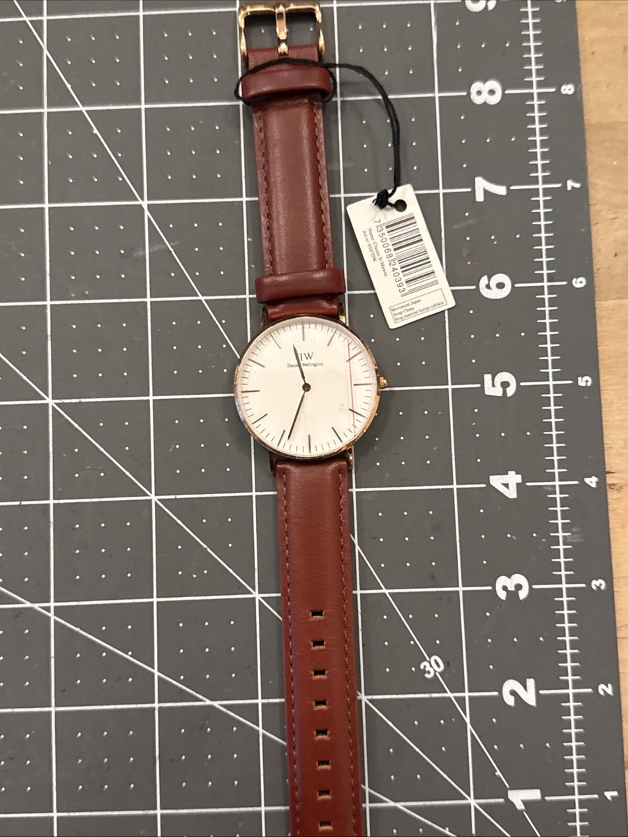 daniel wellington classic st mawes watch Gold tone case  display picture 3