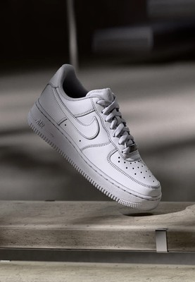 Nike Air Force 1 '07 Triple White CW2288-111 Sneaker NEU OVP Größen