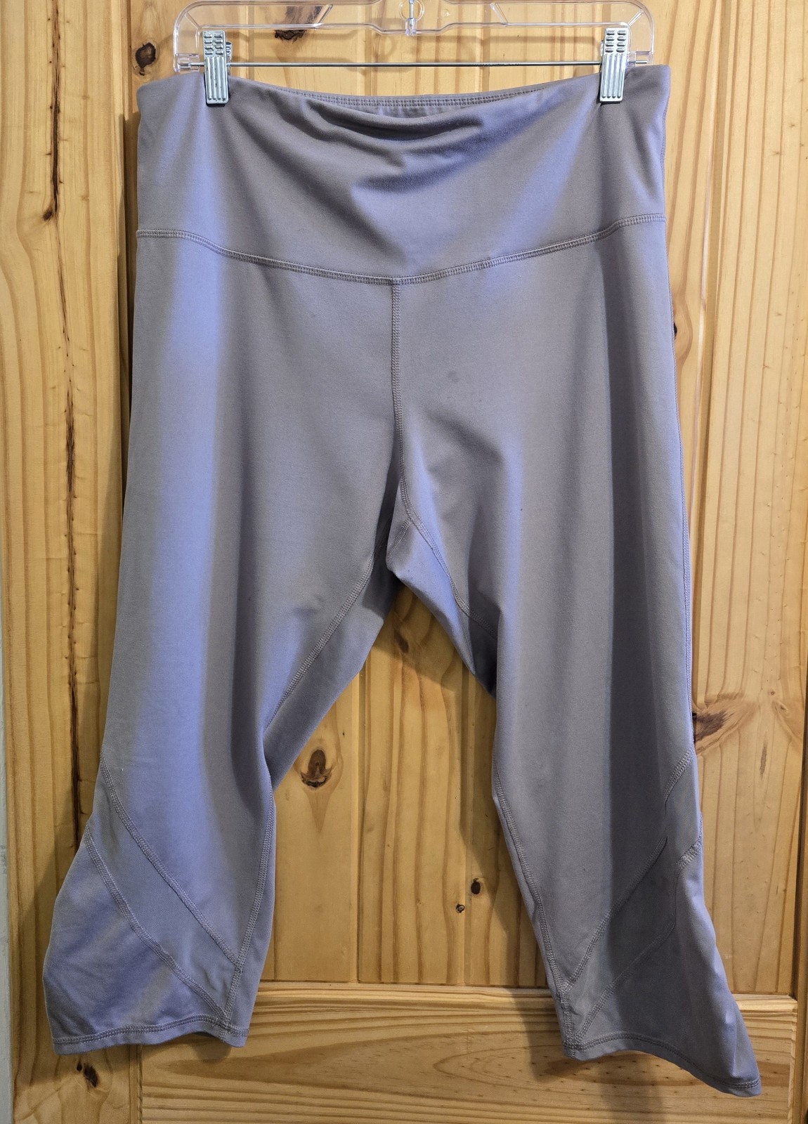 Champion Women's Yoga Capri Pants Size XXL Gray