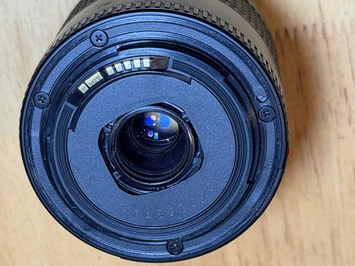Canon Zoom Lens EF 80-200mm f/4.5-5.6 II Good Condition w/Both