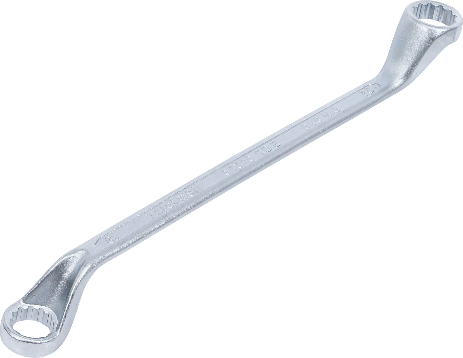 Clé à œil contre-coudée 19 x 22 mm pour débloquer les écrous difficiles d'accès