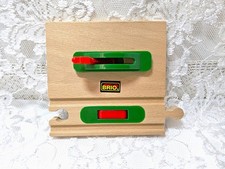 Brio Wooden Railway Train Stop  Go Autostop Track 33669 accessory vintage
