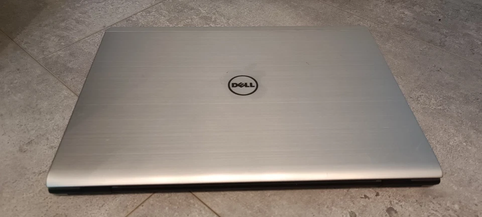 Dell Inspiron 5748 17 Zoll Core i7 - 8GB RAM 1TB HDD Windows 10 Notebook Laptop - Bild 4 von 4