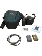 Canon EOS 30D DSLR Camera with Accessories and Lowepro Bag