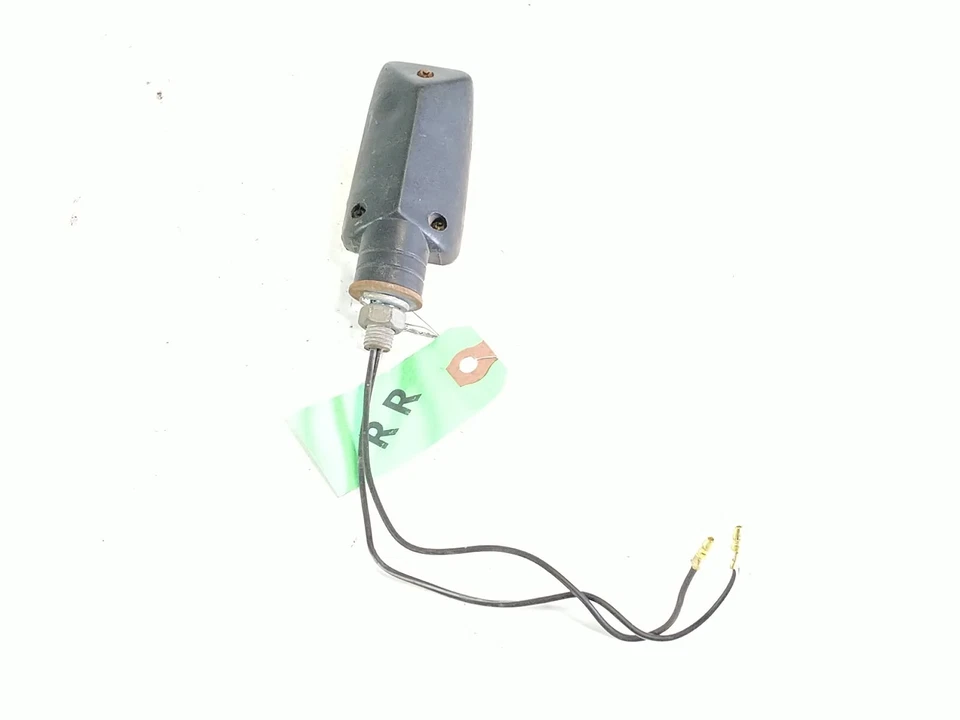 Задний правый указатель поворота мигалка 99 00 Kawasaki ZRX1100 - Изображение 4 из 4