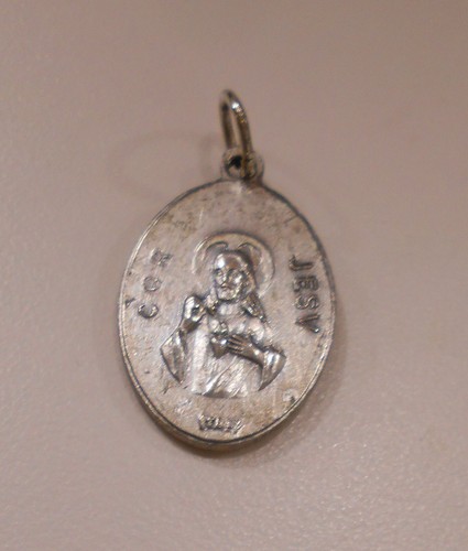 5 Vintage Religious Saint Medals ITALY Saint Mark-Philomena-Christopher-Loretto - Picture 5 of 11