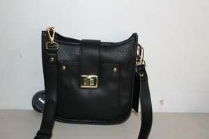 steve madden black clutch