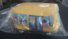 cuddle barn wheels on the bus