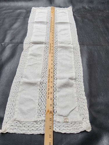 Vintage Crochet Table Cloth runner Made In AUSTRIA - Picture 13 of 16