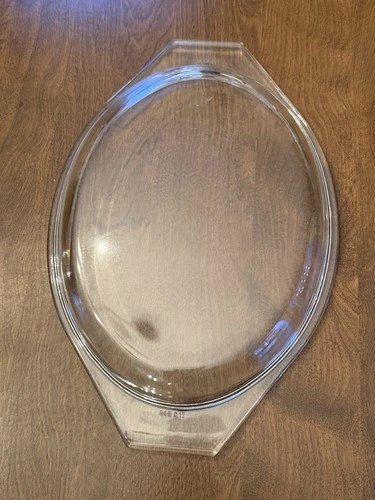 Vintage Pyrex Oval Clear Glass Lid ONLY 945 C 17 Fits 2.5 Qt Dish