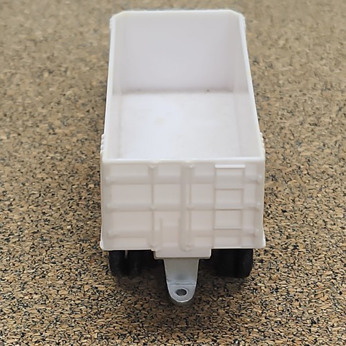1/64 Ertl Ford F-750 Grain Truck, Tyler Transport - Picture 6 of 7