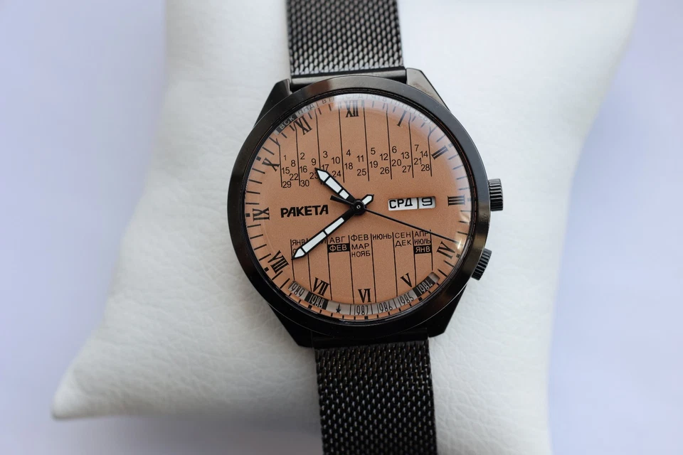 Reloj Raketa Collage Calendario Perpetuo / Estilo Soviético Mecánico cal. 2628.H Foto 2 de 4