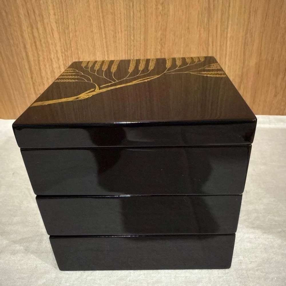 Jubako Bento Box Japanese Heiando Yamada Kojubako Oju threetiered heavy lacquer