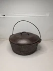 Lodge Vintage Cast Iron Dutch Oven 8 DO 10 1/4 In with Lid Made In USA Pre-owned