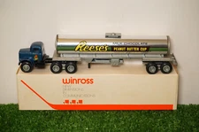 Winross Diecast 1/64 Scale Truck Reese's Peanut Butter Cup Tanker 1980