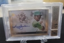 2020 Topps Transcendent Auto Variation Reggie Jackson /25 BGS 9.5/10
