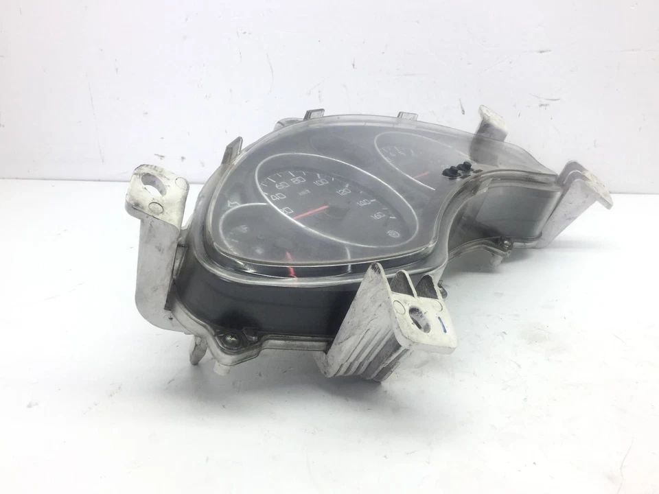 Instrumentation Odometer Speedometer Honda Forza 250 2005 - Image 4 of 4