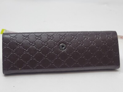 GUCCI Logo  printed brown sunglasses / glasses  case GUCCI Brown Logo-Embossed Leather Triangular Sunglasses  main image 4