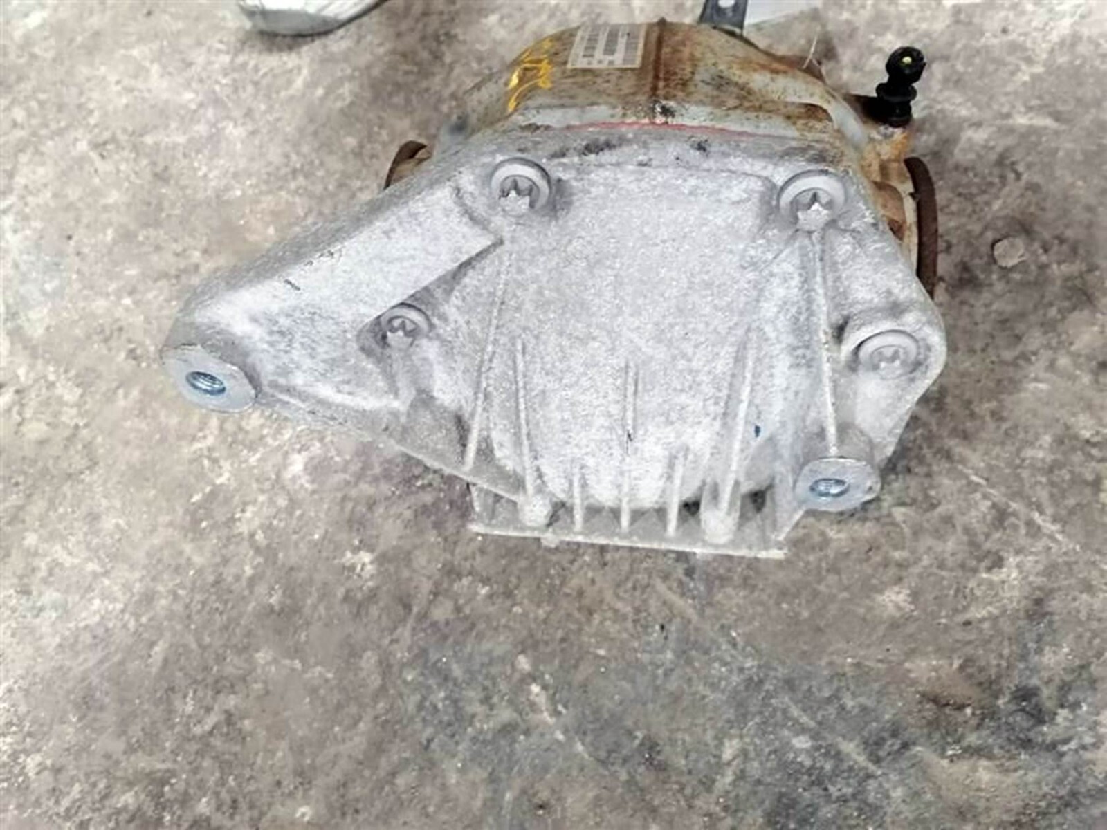 20112014 Dodge Charger 5.7L Rear Axle Differential Carrier 3.06 Ratio