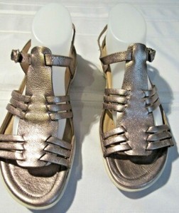 gold flat sandals size 11