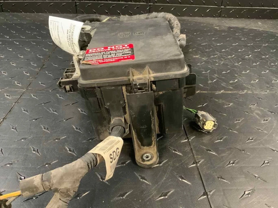 2016 福特 Transit 2500 发动机保险丝盒 3.7 升 V6 AT — 第 4/4 张图片