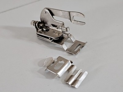 Original Singer 221k/222k/201k/99k Low Shank ZICK-ZACK AUFSATZ, guter Zustand.