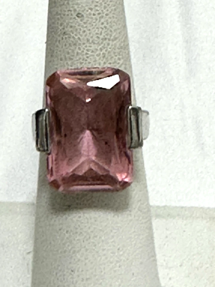 Sterling Silver 925 Ring Pink Emerald Cut Stone Statement Size 7 APPROX. 25 C - Image 2 of 4
