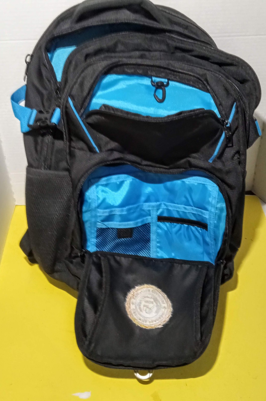 Backpack-Very Large-Padded Shoulder Straps-19inx1… - image 9