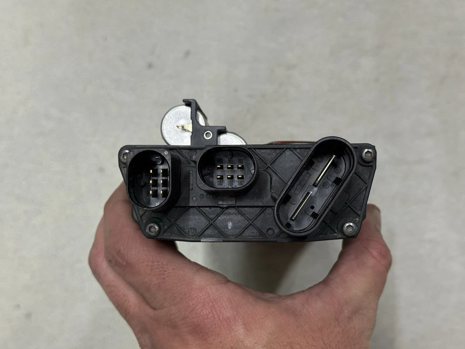 AUDI A4 A5 S4 S5 8T RS5 2013-2017 módulo de piñón y cremallera de dirección eléctrica OEM Foto 3 de 4