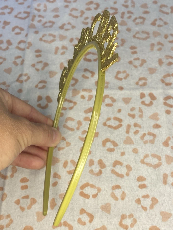 Lot of 4 Bride Crew Plastic Headbands Bridesmaid Bachelorette Wedding attire - Image 4 of 4