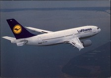 Lufthansa Airbus A310 300 Munich Germany vintage postcard y719
