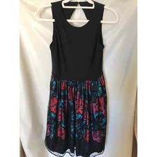 Eliza J Short  Formal Black & Red Dress Size Small