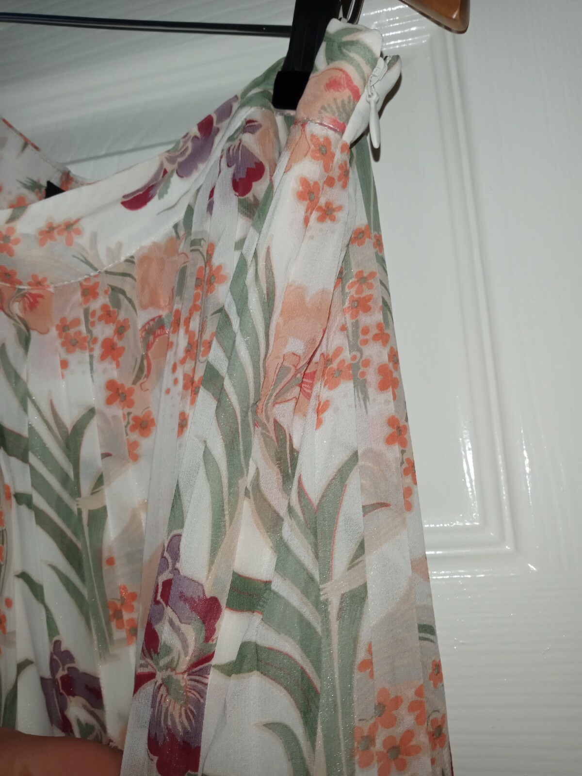 Picture 4 of 5