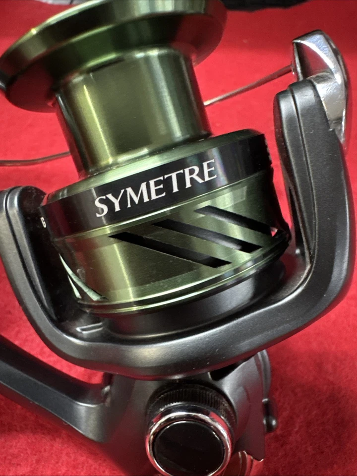 Shimano Symetre 4000HG Spinning Fishing Reel-unfished - Image 3 of 4